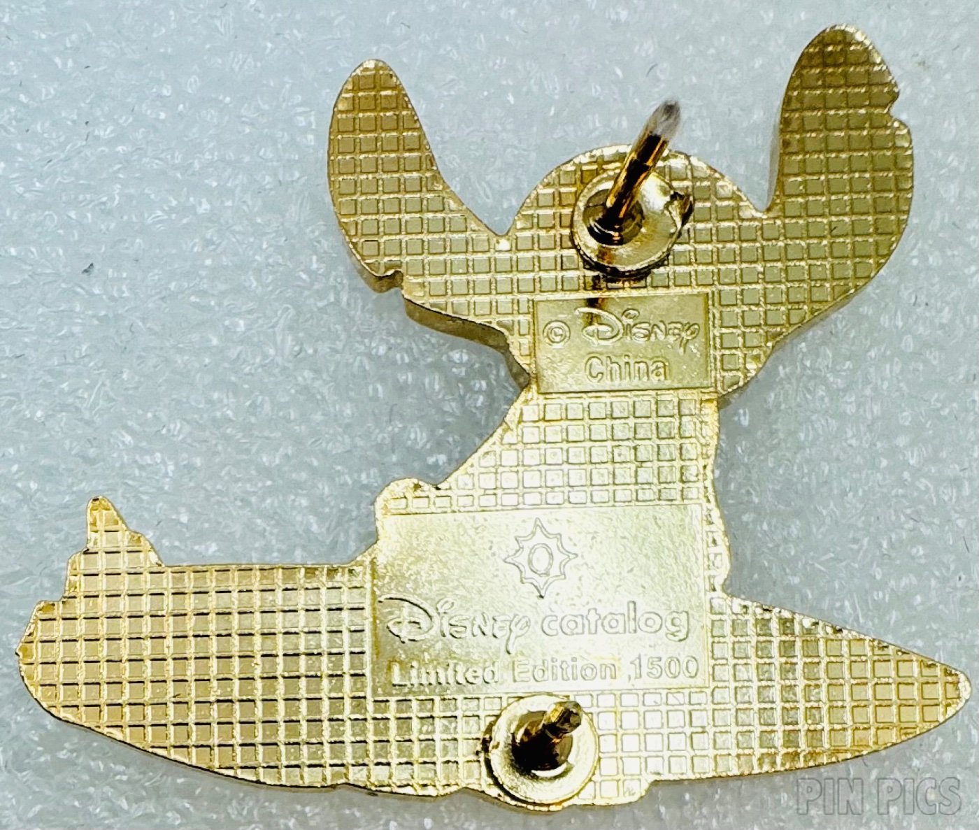 Disney Catalog - Stitch Surfing  pin collectible - Main Image 2