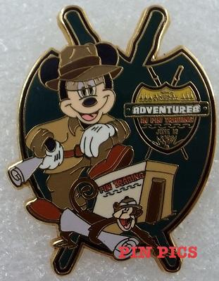 WDW - Earl of Sandwich - Red Double Decker Bus - Version 2