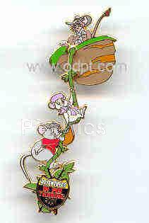 Winnie the Pooh 75th Anniversary Framed Set (Pooh & Piglet)