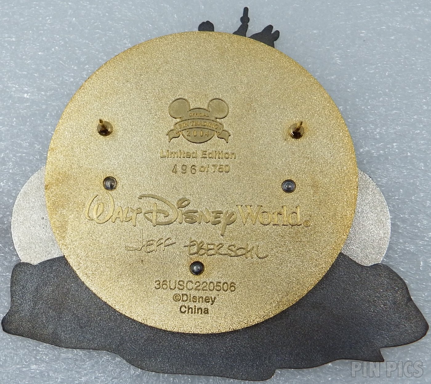 WDW - Donald, Goofy, Louie & Dewey - St Louis - USA Olympic Logo 2004 - Jumbo  pin collectible - Main Image 2