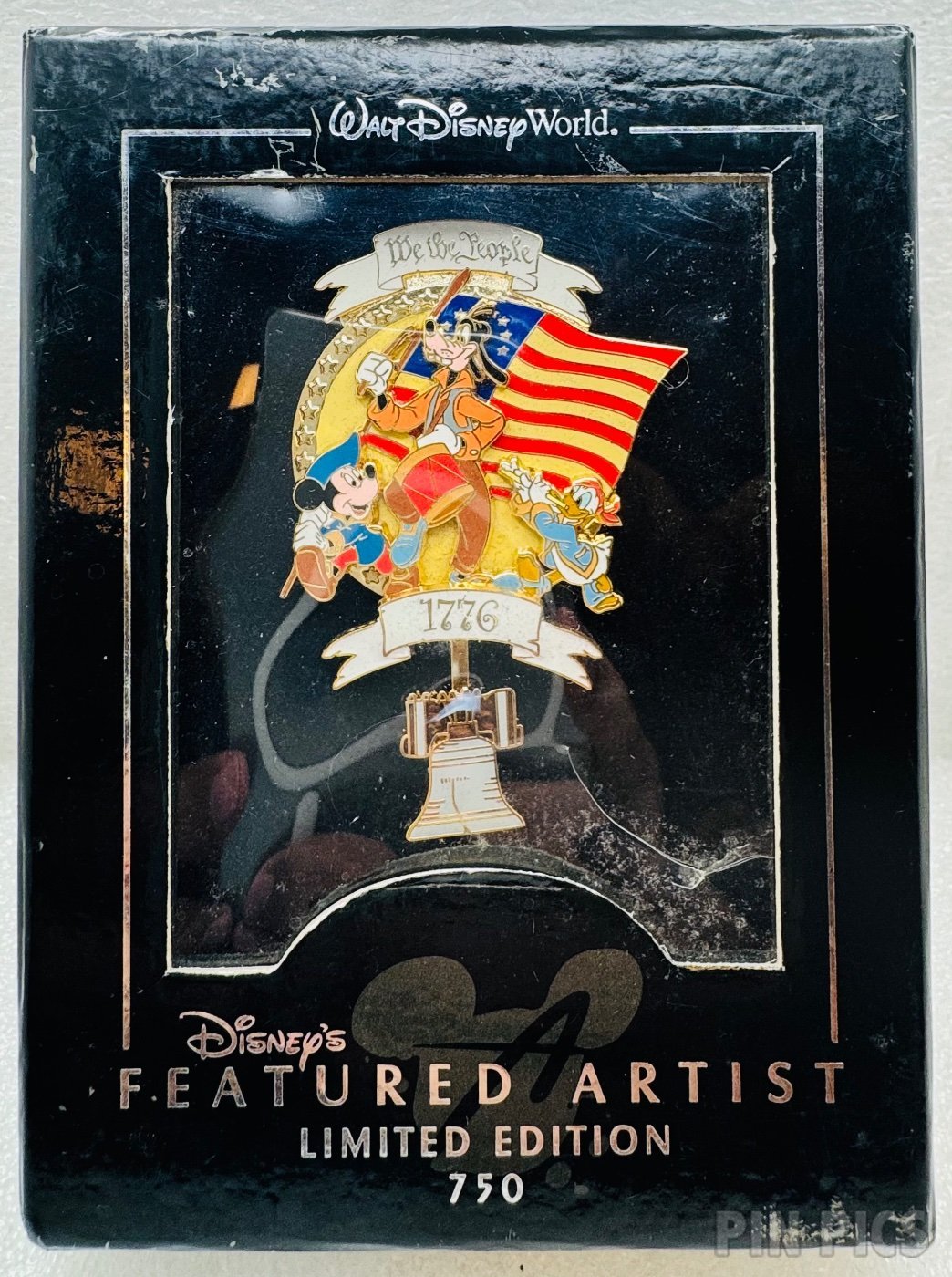 WDW - Mickey, Donald, Goofy - We The People - Patriotic - Featured Artist #7 - Jumbo  pin collectible - Main Image 3