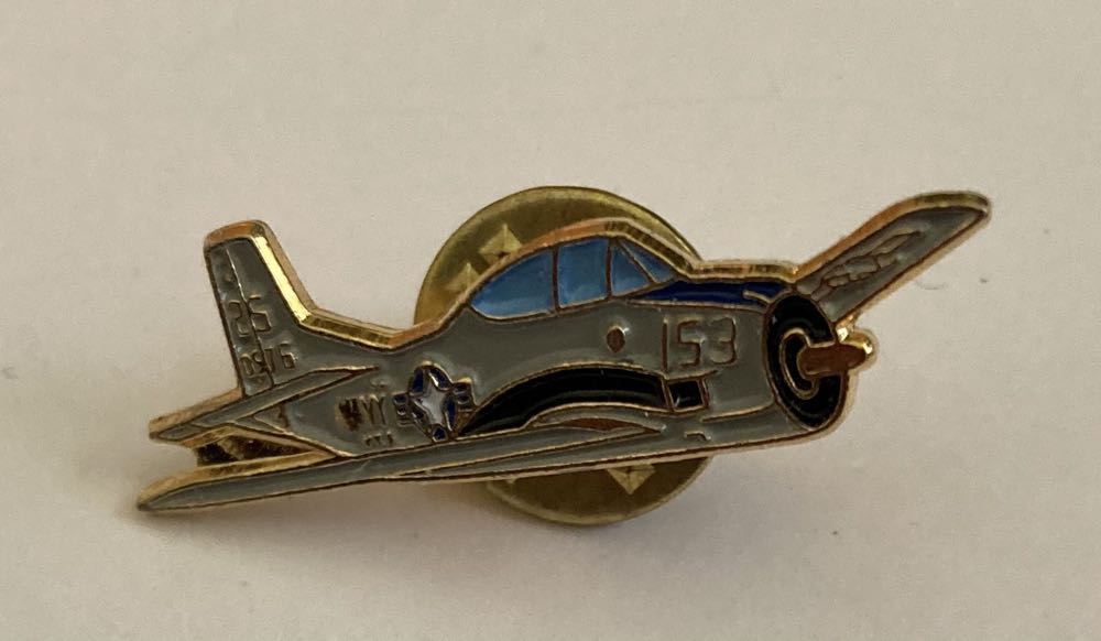 Plane  pin collectible - Main Image 3