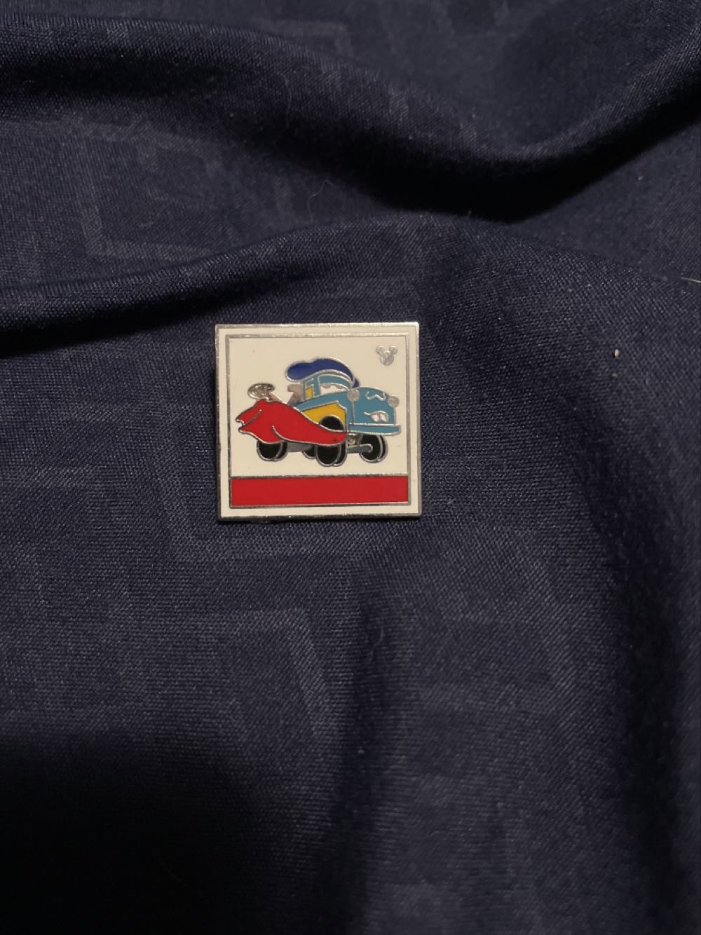 Tinkerbell - Sitting On A Present 