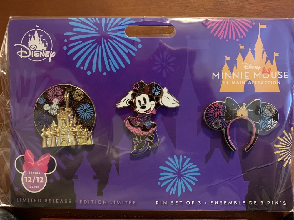 Disney Minnie Mouse: The Main Attraction Nighttime Fireworks & Castle Finale - Disney Pin Trading pin collectible [Barcode 465051317444] - Main Image 2