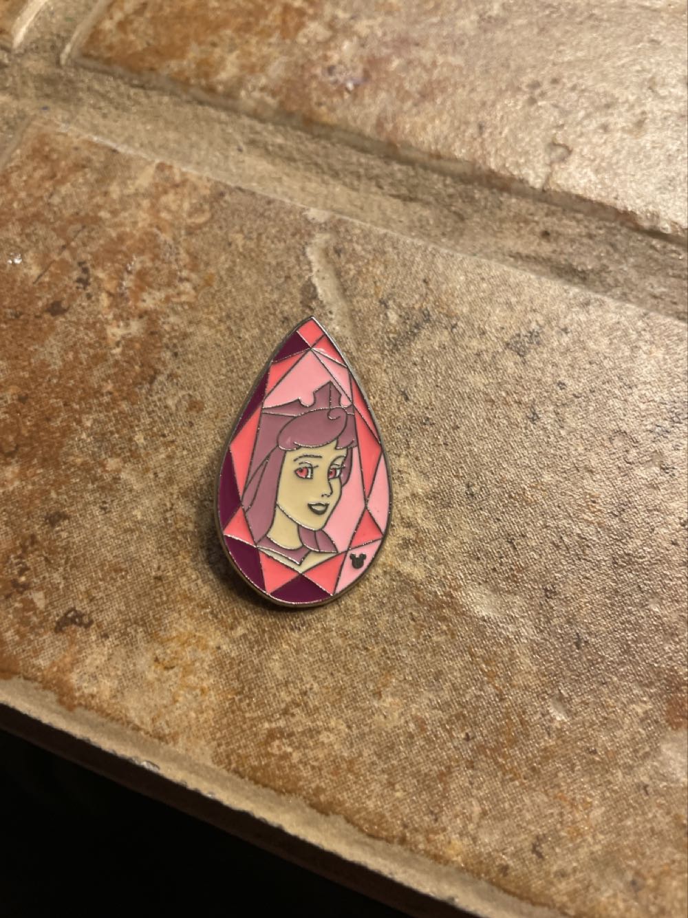 Wdw Holiday Gift Box Resort Collection Yacht Club Mickey Pin 125387