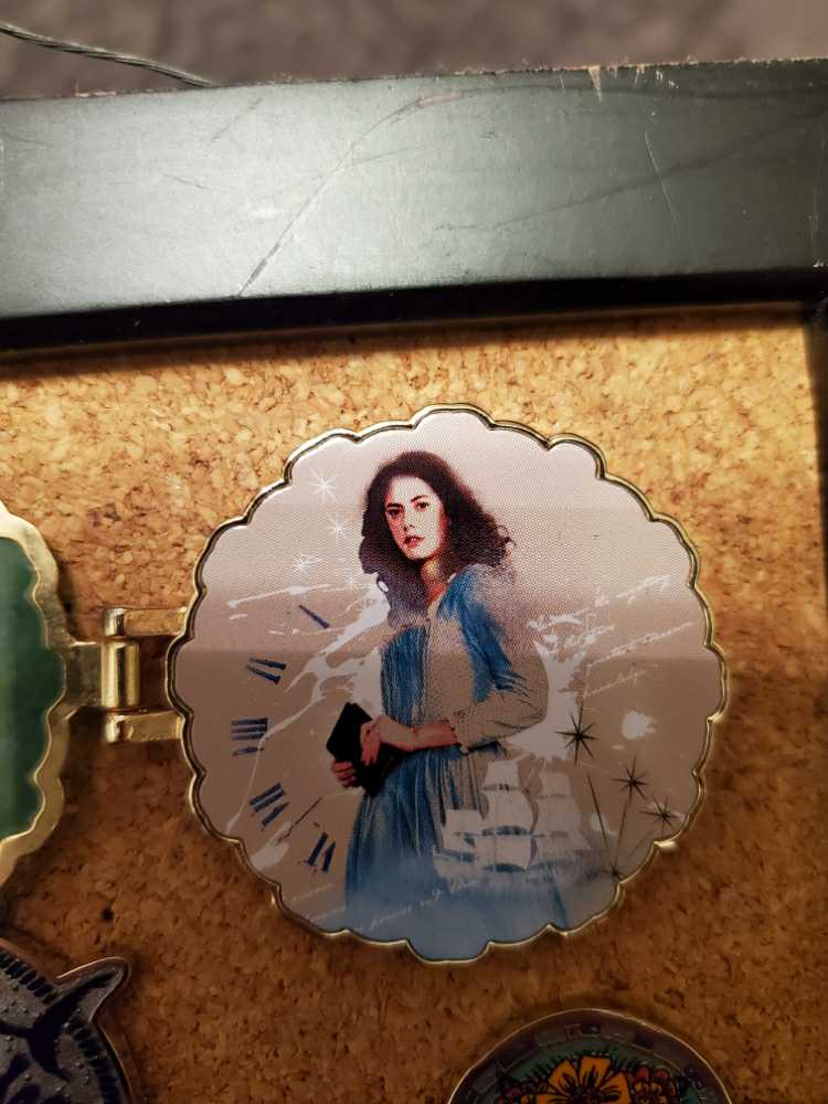 Pirates Of The Carribean Master Star Reader - Disney pin collectible - Main Image 2