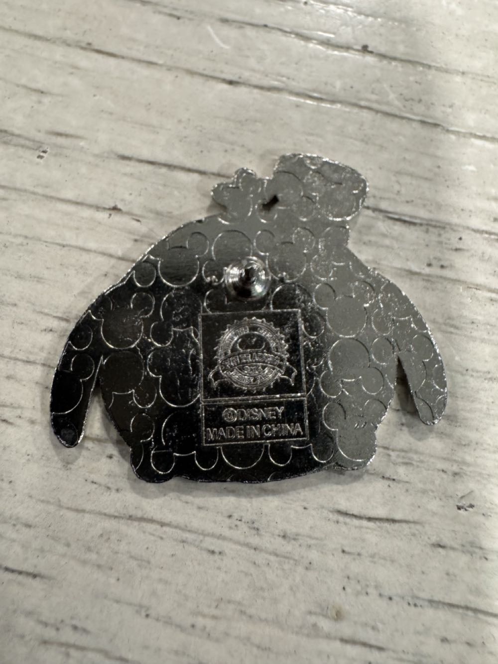 Tsum Tsum - Goofy  pin collectible - Main Image 3