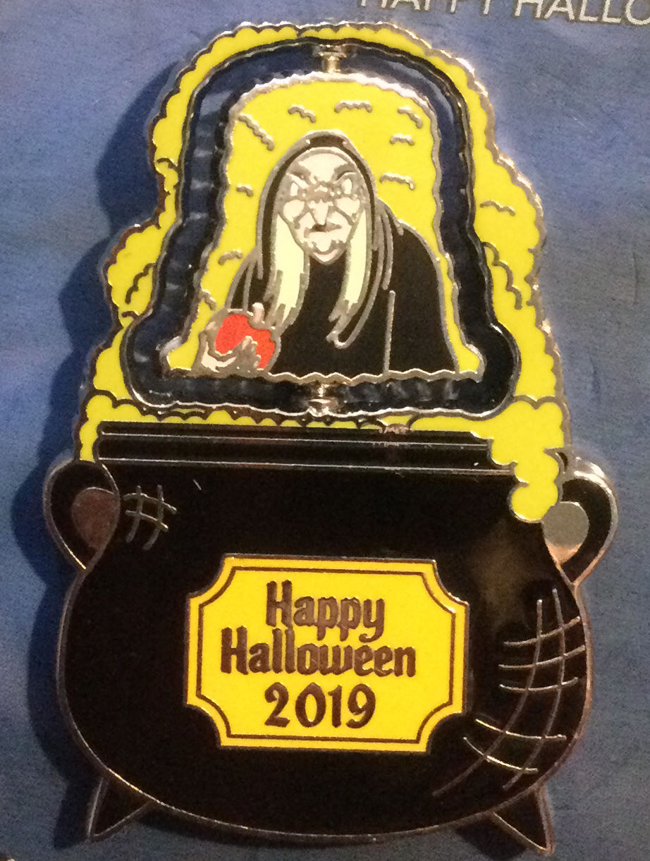 Terrifying Transformations - Evil Queen  pin collectible [Barcode 400908863361] - Main Image 2