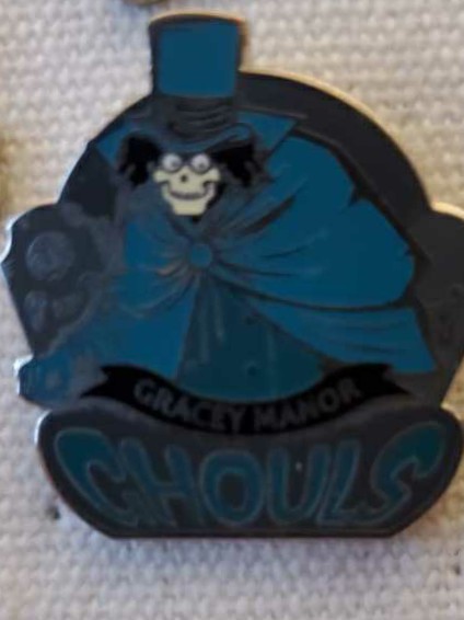 Mascots Gracey Manor Ghouls - Disney pin collectible - Main Image 1