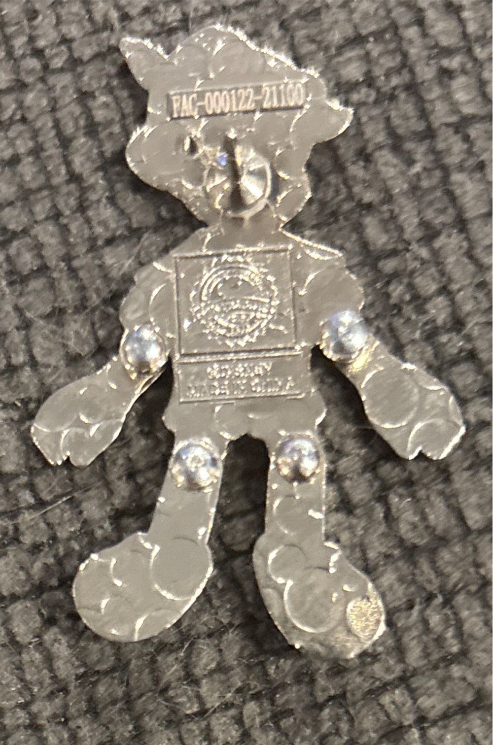 Pinocchio - Movies pin collectible [Barcode 400021285972] - Main Image 2