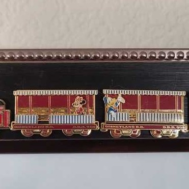 Train.    Disneyland Train Set  pin collectible - Main Image 3