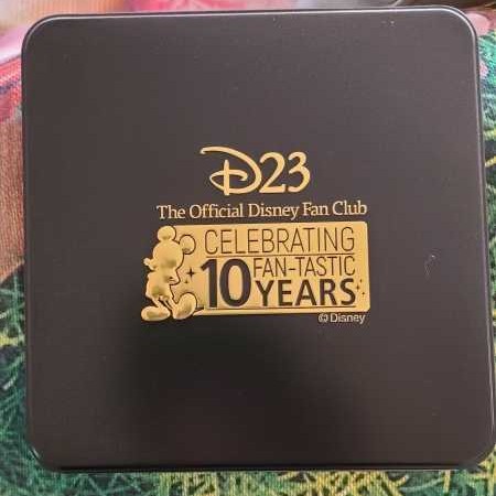 D23 10 Fantastic Years Set  pin collectible - Main Image 2