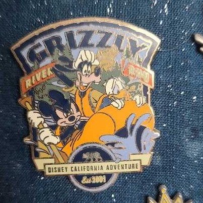 Jimmy Buffett's Margaritaville: Parrot Logo