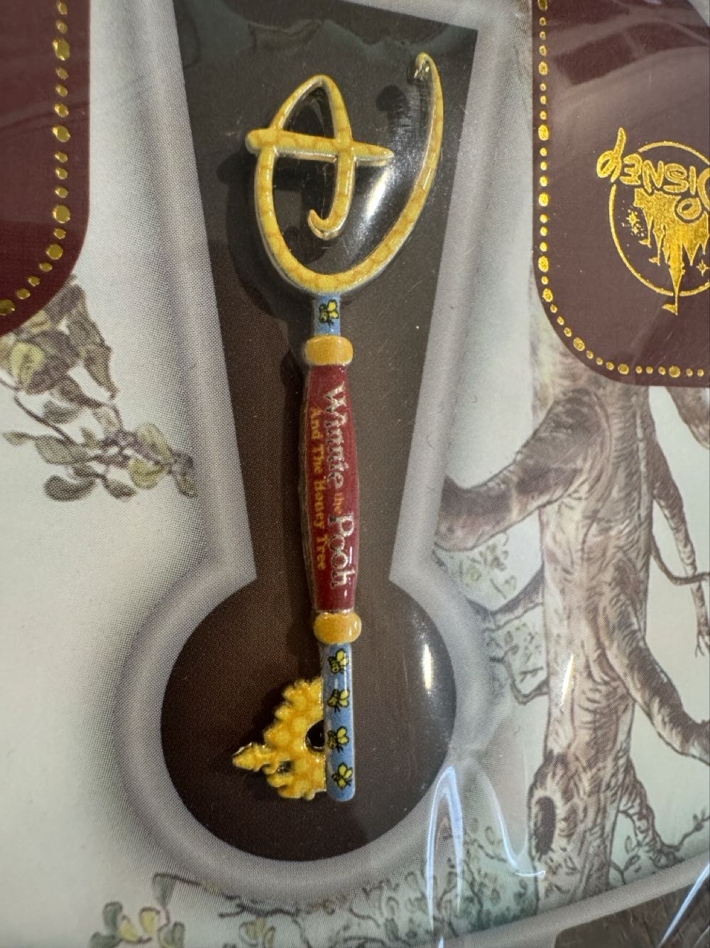 Disney Pin Key Winnie The Pooh And The Honey Tree 55th Special Edition New Card  pin collectible [Barcode 465051585720] - Main Image 2