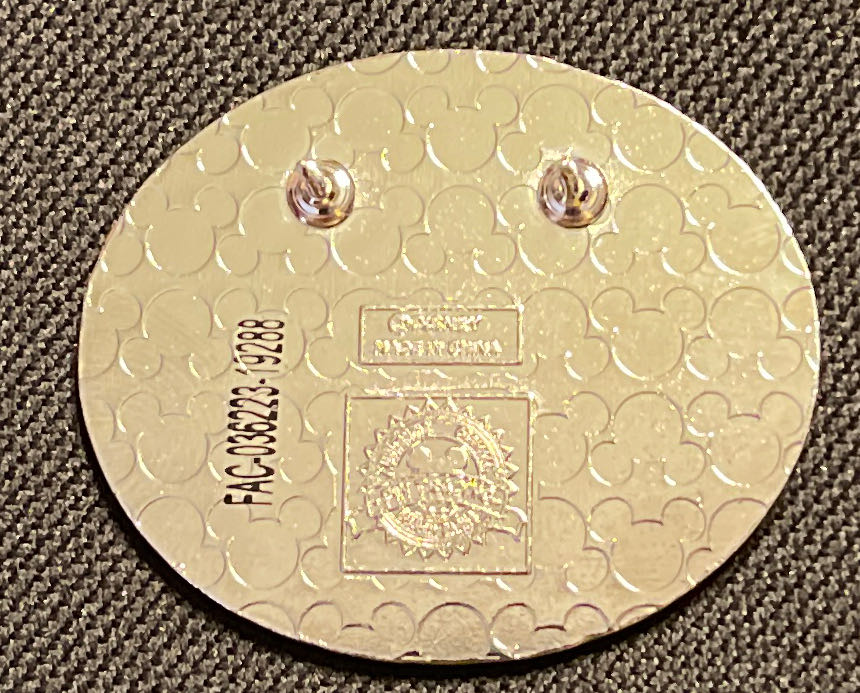 Animal Kingdom - Pluto - Mystery pin collectible - Main Image 2