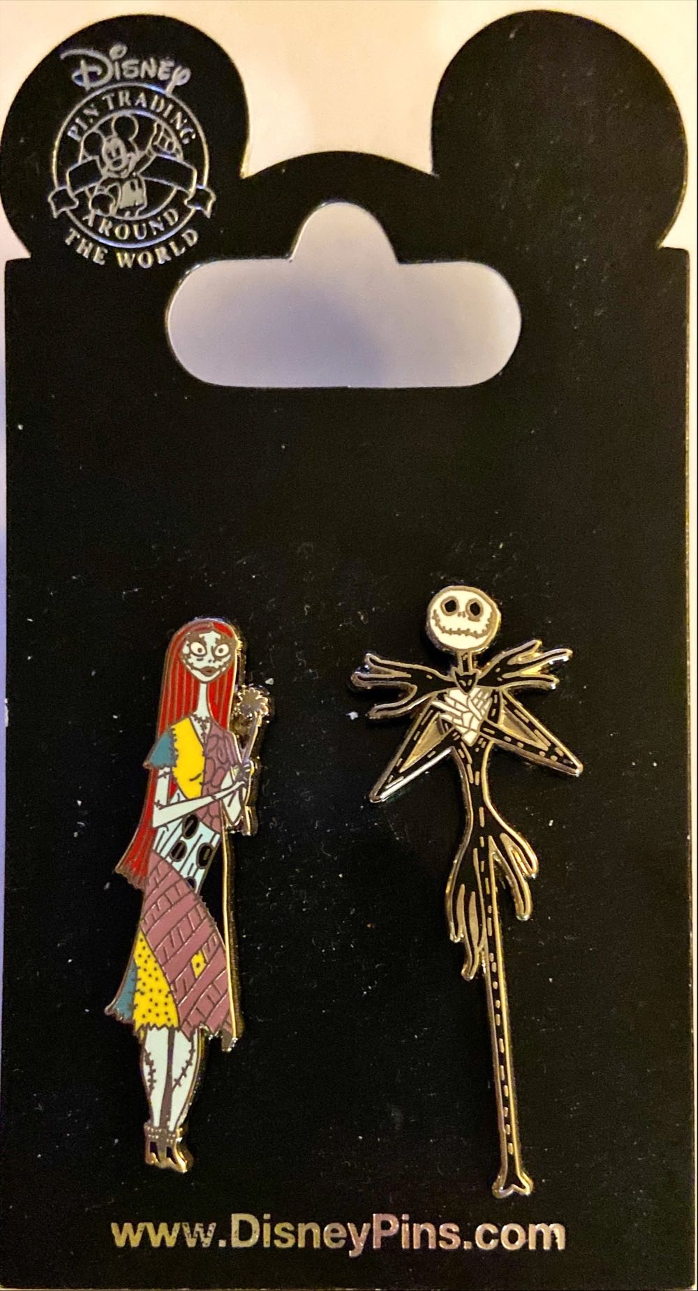 Jack Skellington & Sally - Characters pin collectible [Barcode 400109787664] - Main Image 1