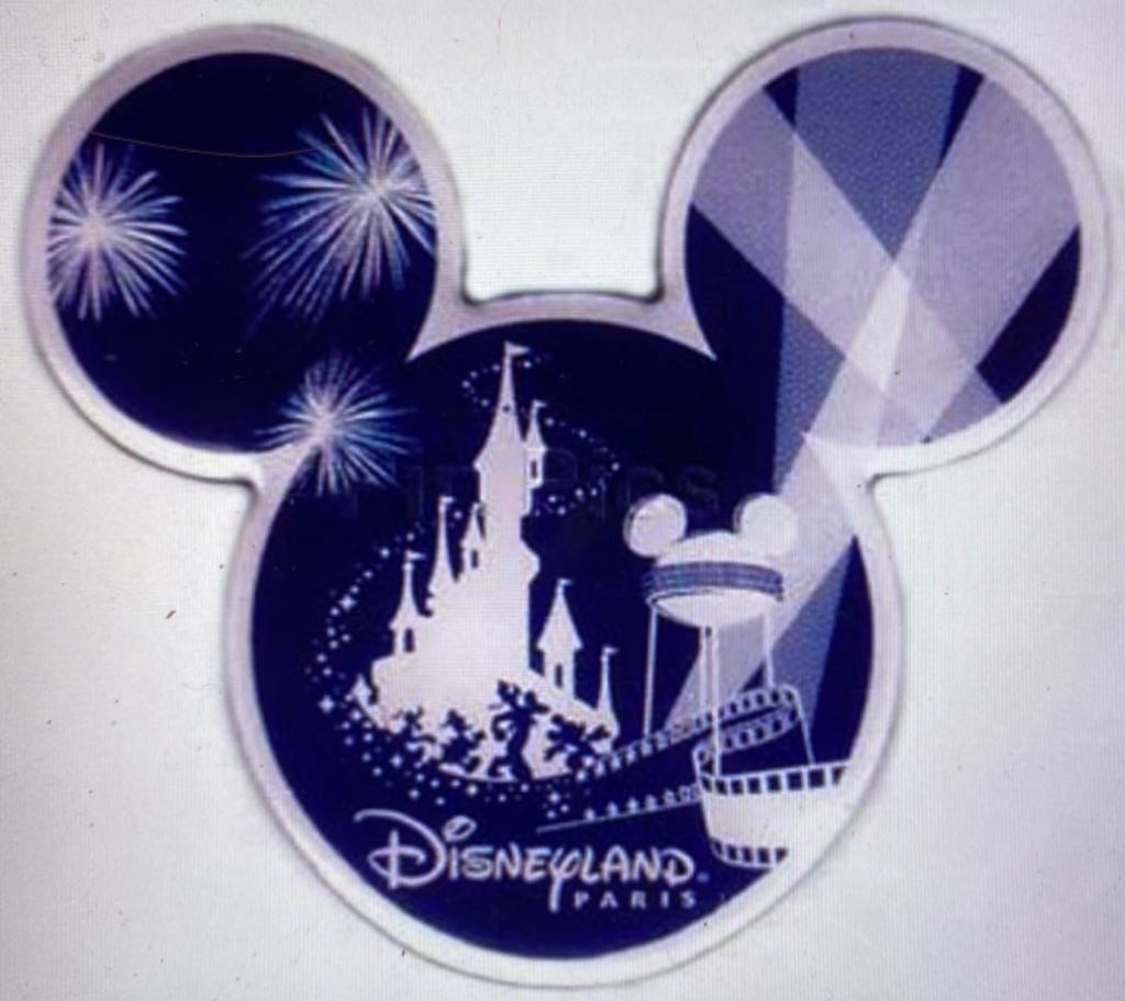 Mickey & Minnie Mouse- Mickey 