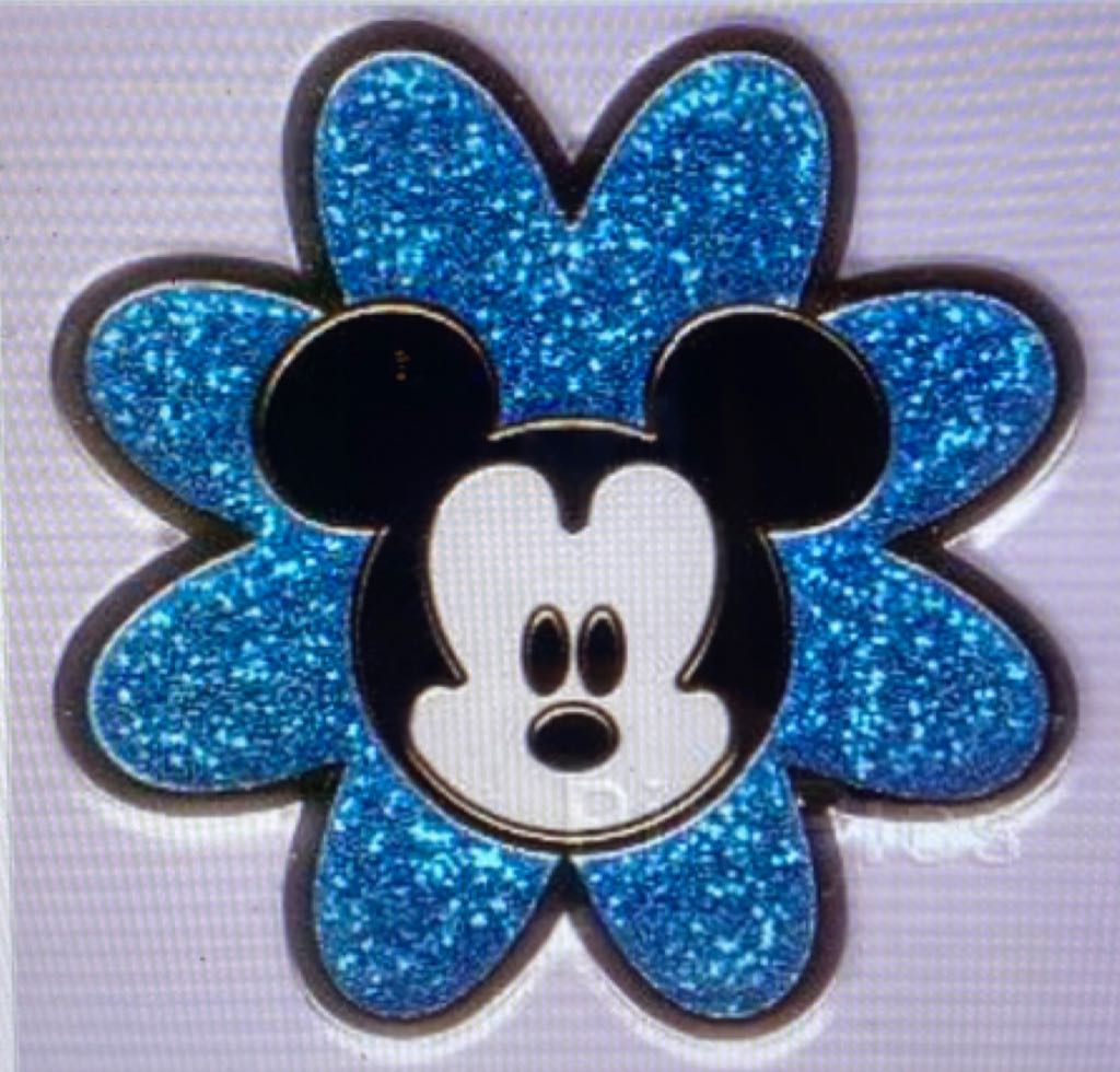 Alice In Wonderland Annual Passholder Quarterly