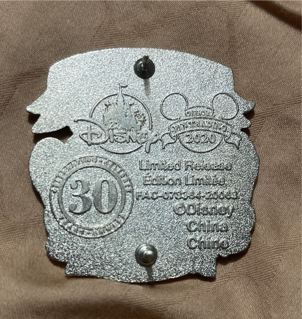 The Rescuers Down Under 30th Anniversary “Legacy Collection” Series - Disney Store Limited Edition Pin - Rack pin collectible [Barcode 465059363412] - Main Image 4