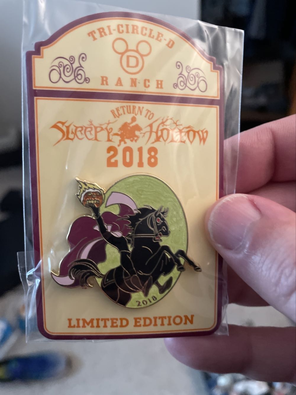 Disney Toy Story Alien Pixar Remix Pin Mr. Incredible