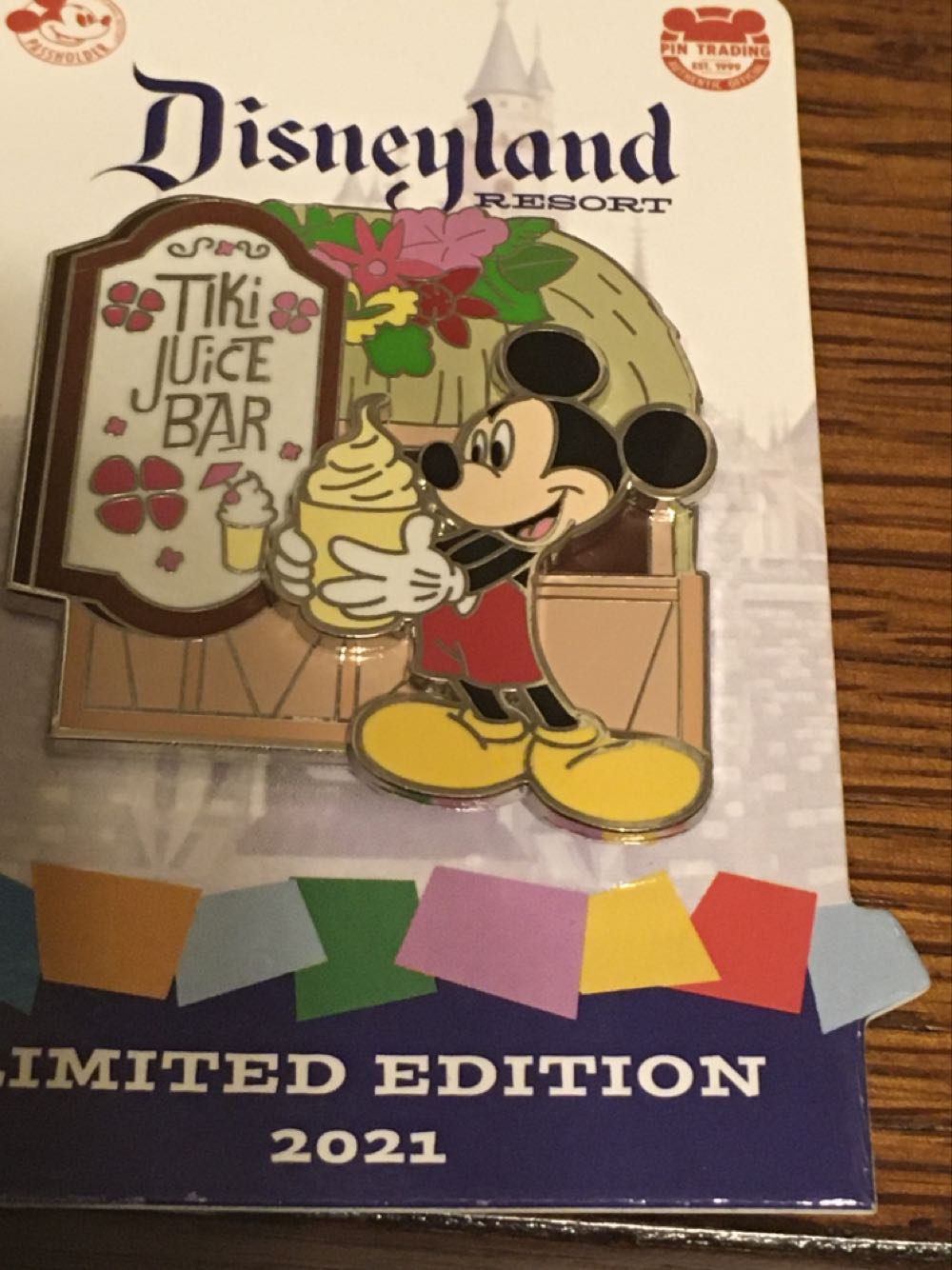 Walt Disney Pins Trading Disney Pins Value Of ... Pinpics  pin collectible [Barcode 400932014203] - Main Image 4