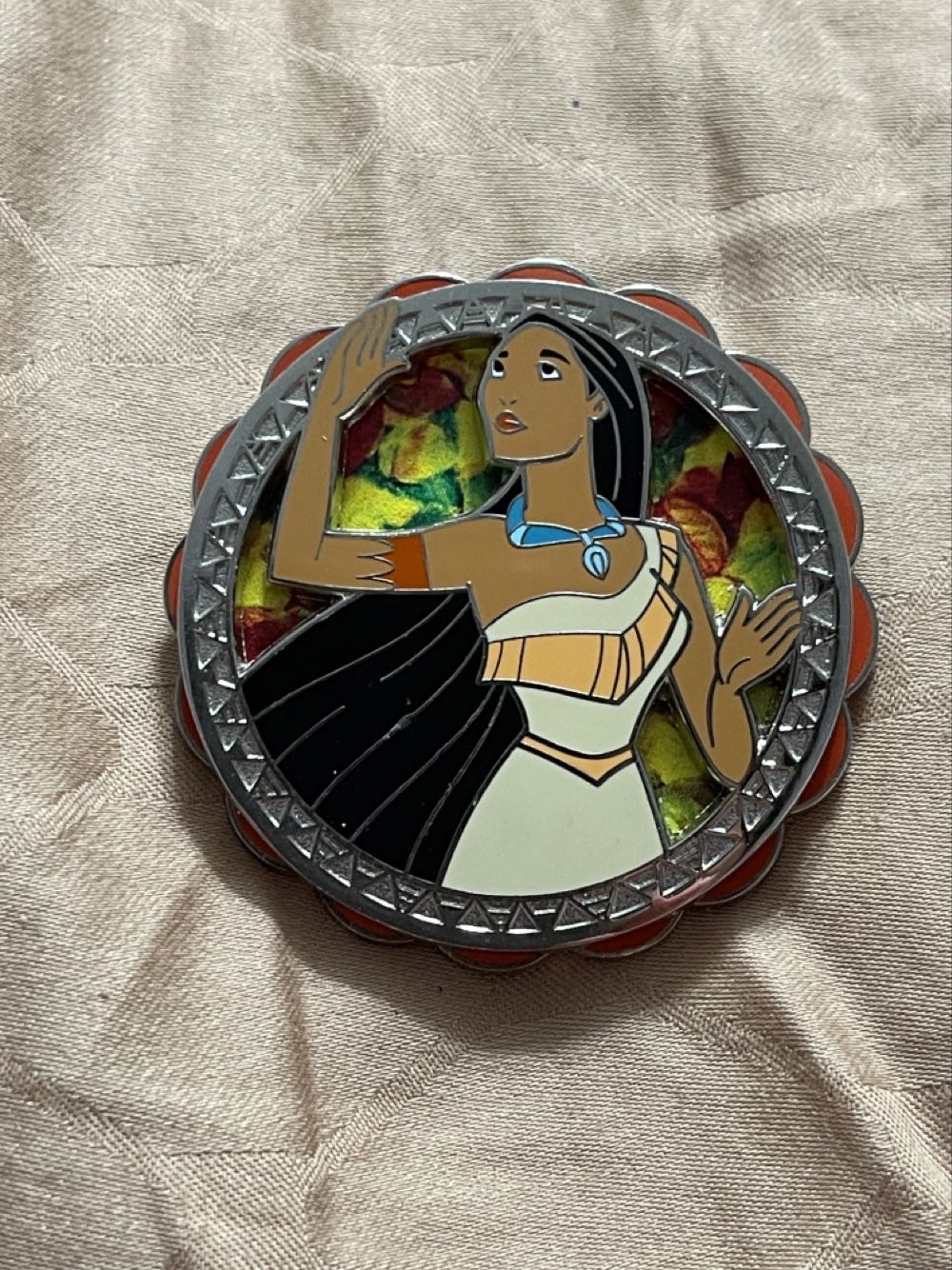 Pocahontas 25th Anniversary Spinner - 25th Anniversary pin collectible [Barcode 400917113983] - Main Image 3