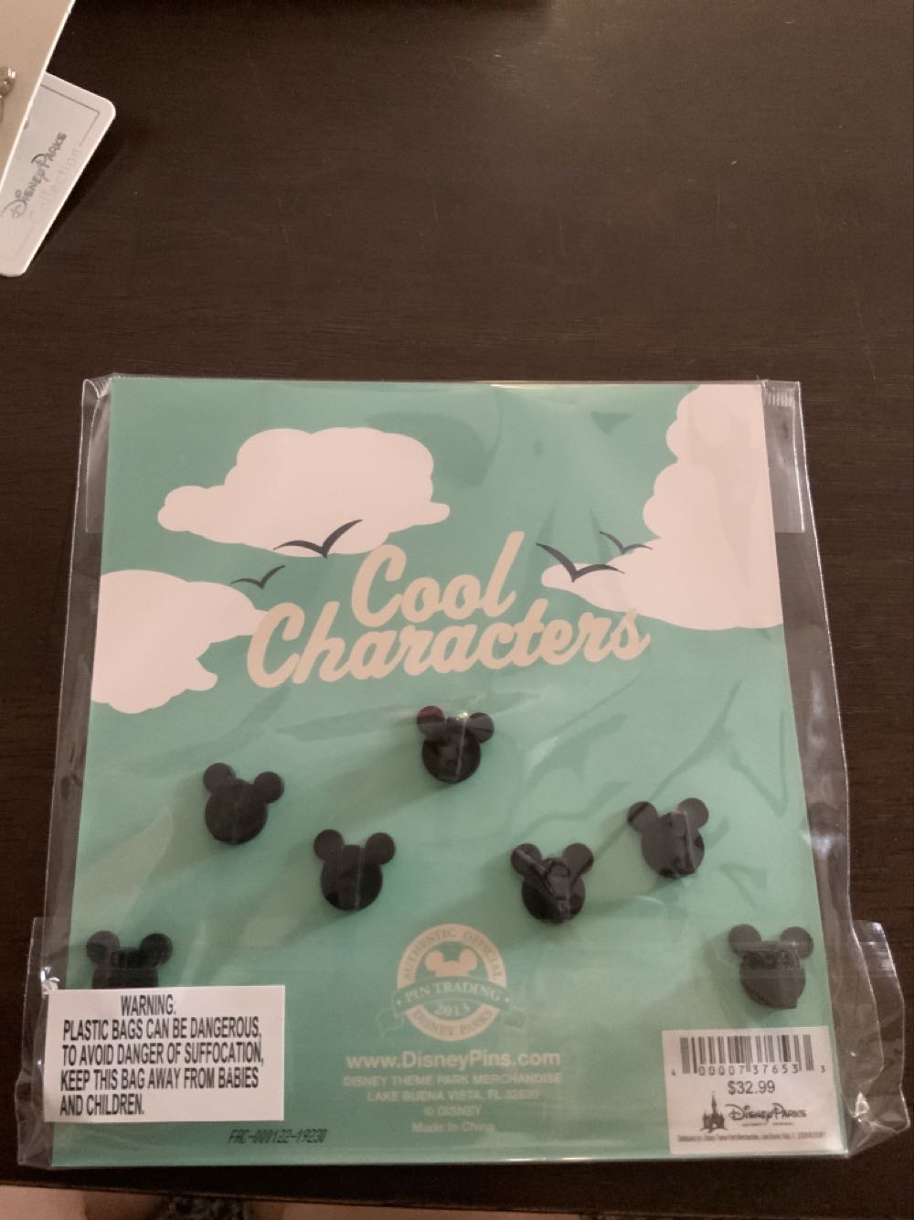 Disney Parks ~ Cool Characters 7 Minipin Collection Set On Card  pin collectible [Barcode 400007376533] - Main Image 2