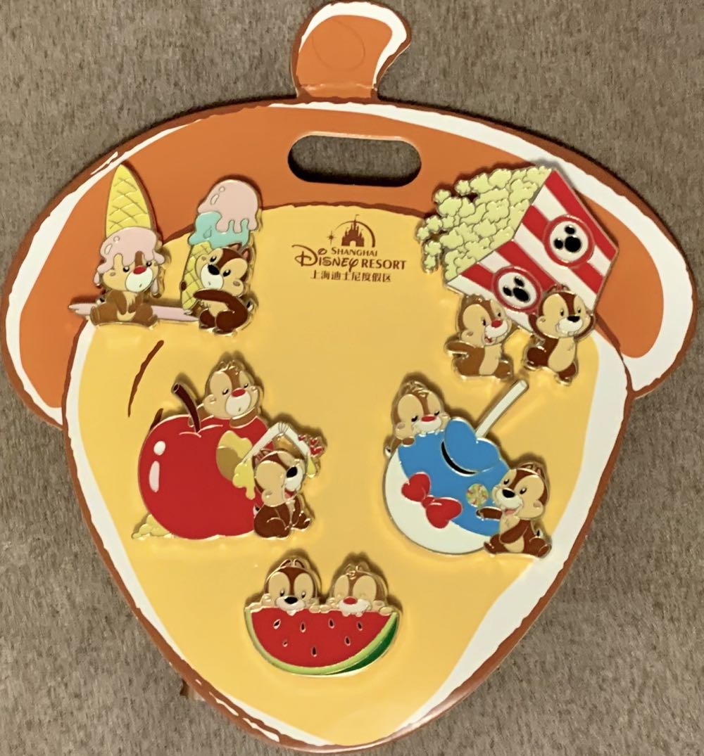 Chip And Dale Summer Snacks Set - Apple  pin collectible - Main Image 2