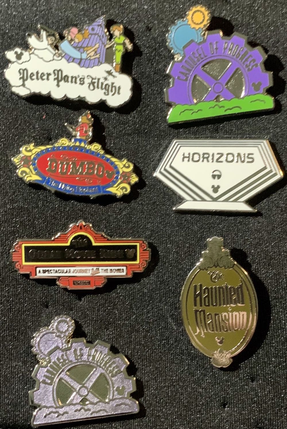 Attraction Signs - 2019 Hidden Mickey - Dumbo  pin collectible - Main Image 2