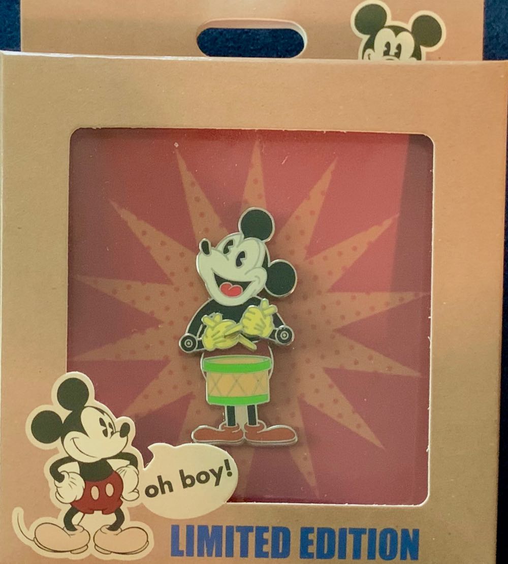 Retro Toys - Mickey Mouse Drummer - Hinged pin collectible - Main Image 2