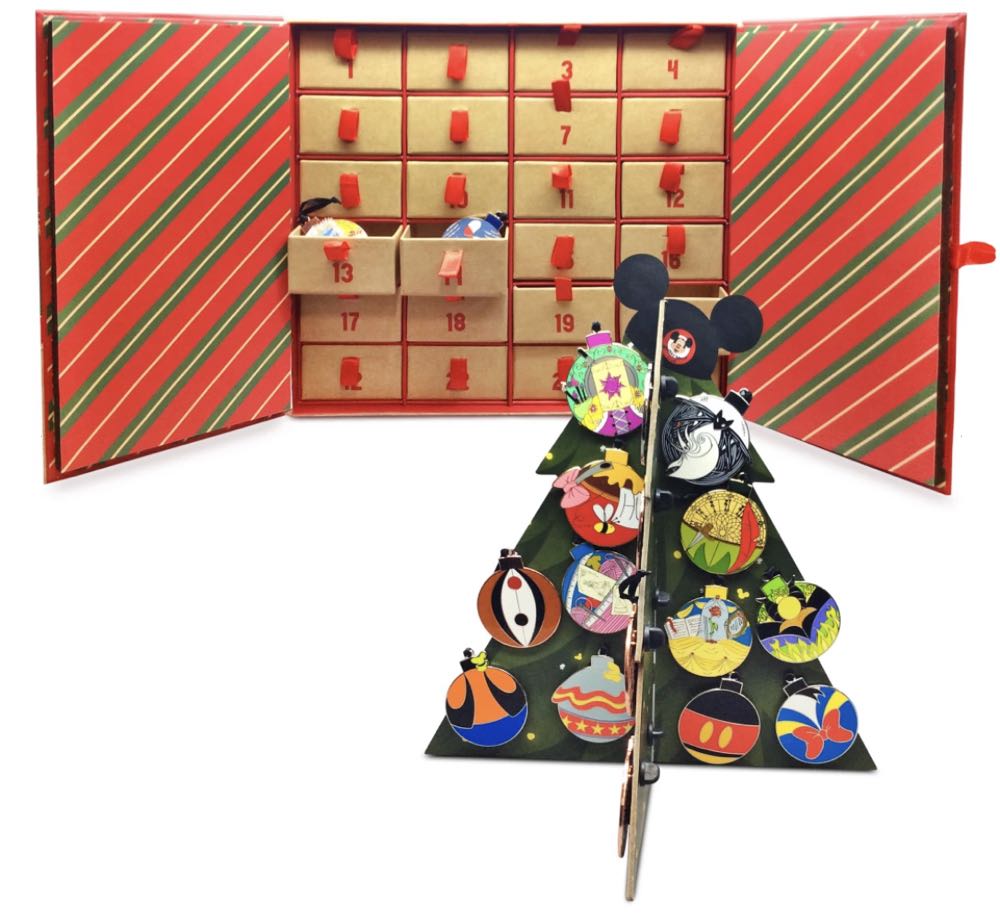 Disney’s Favorites Countdown Calendar 2020 - Chip And Dale  pin collectible - Main Image 3