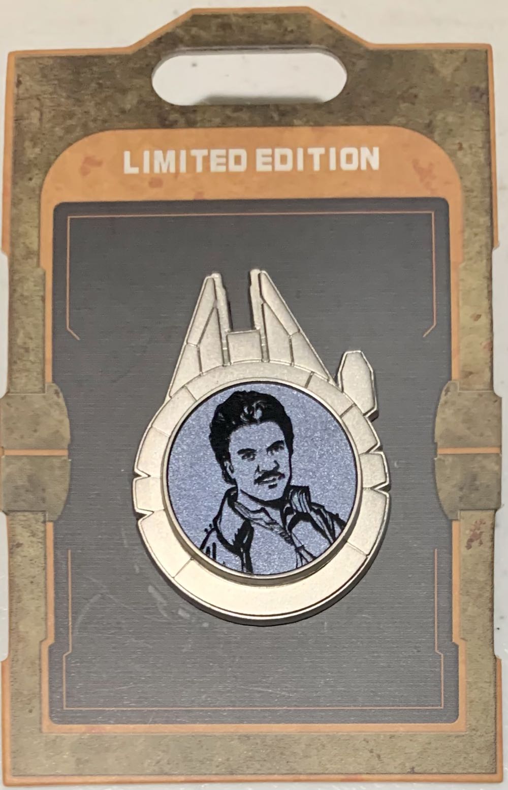Galaxy’s Edge Resistance Reveal - Lando - Hinged pin collectible - Main Image 2