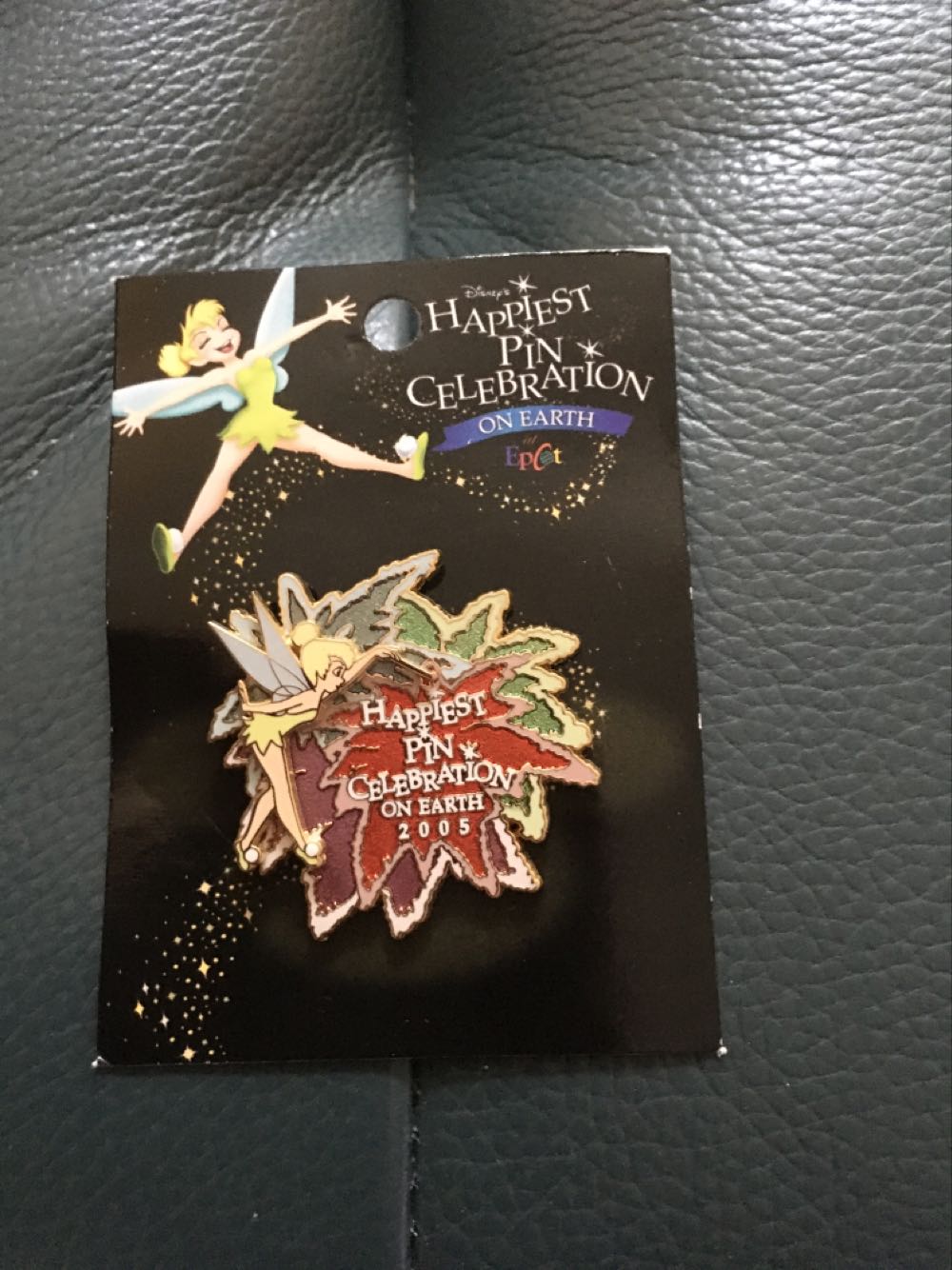 Winnie The Pooh, Piglet & Tigger Decorating Tree