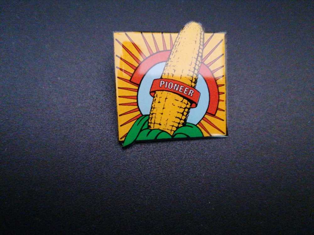 Dumbo 2012 Hidden Mickey Series -Mrs Jumbo