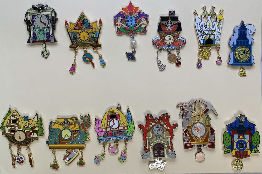 Cuckoo For Disney (Clocks) - Haunted Mansion - Glow In The Dark pin collectible - Main Image 2