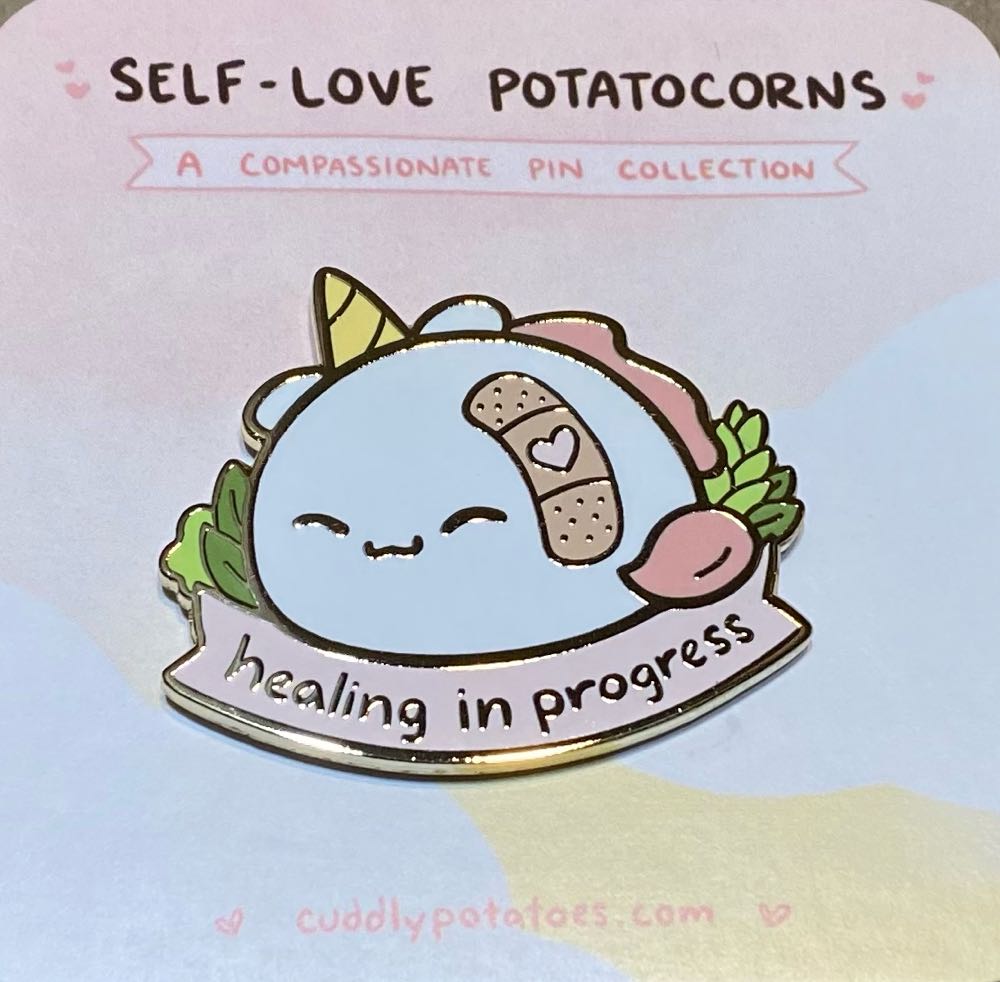 Healing  pin collectible - Main Image 2