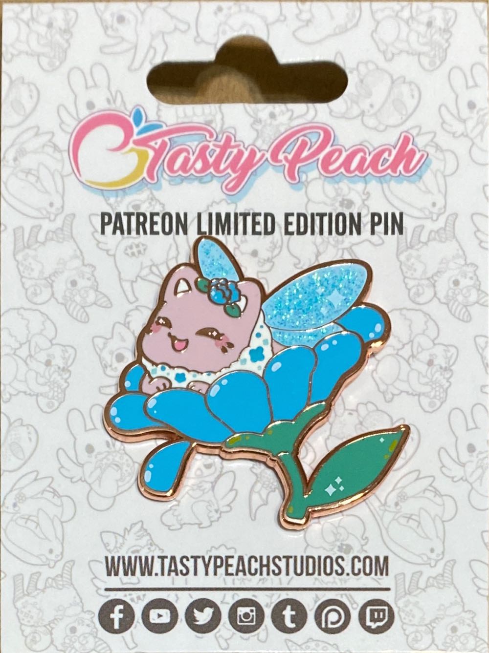 The Haunted Mansion Stretching Portrait (Maleficent, Diablo And Goon) - Disney Parks Pin