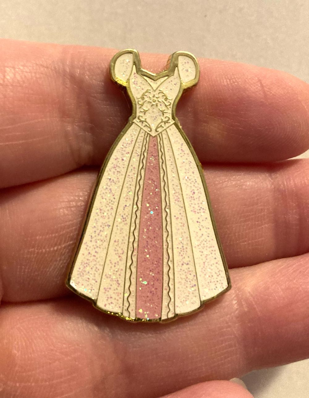 Rapunzel’s Wedding Dress  pin collectible - Main Image 3