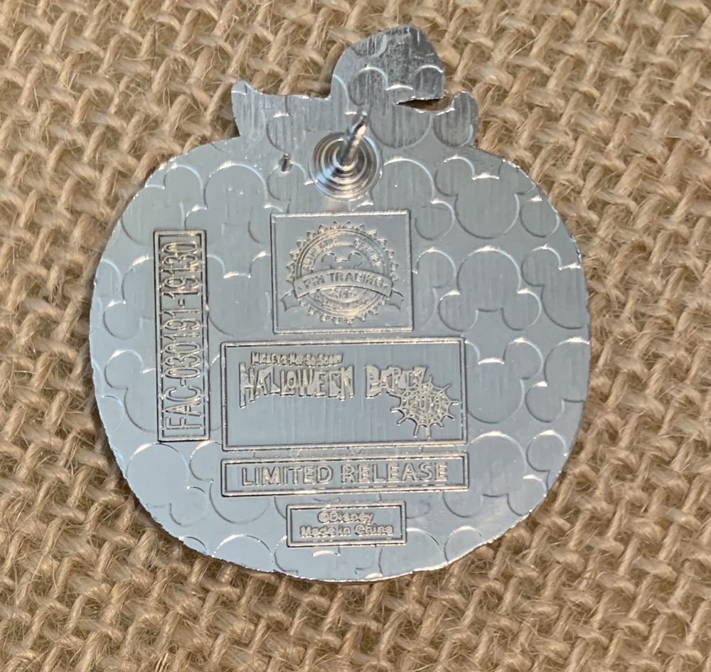 Haloween Mystery Pin Pumpkin Mickey 2019  pin collectible - Main Image 2