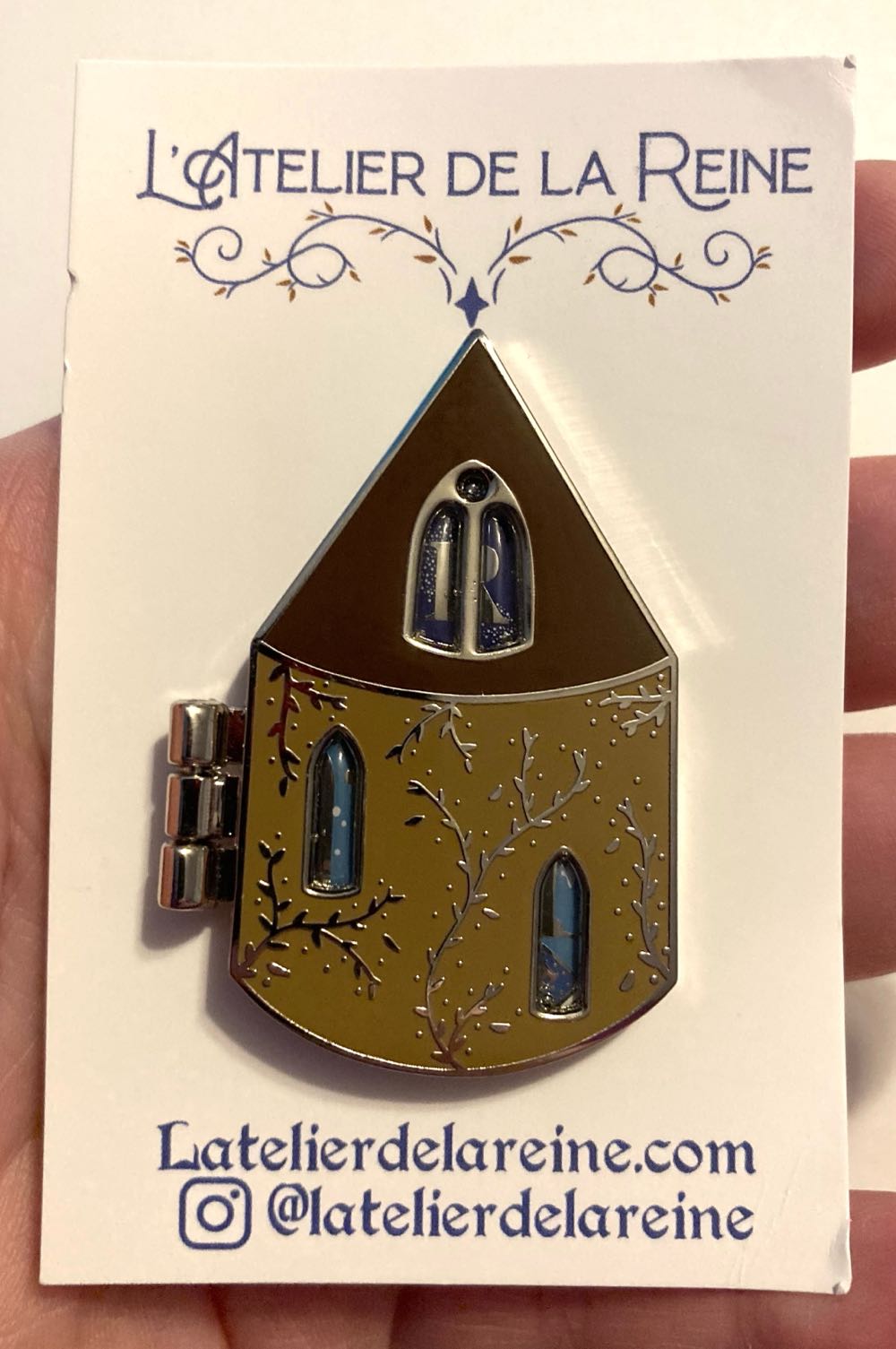 Hogwarts Common Room, Ravenclaw  pin collectible - Main Image 2