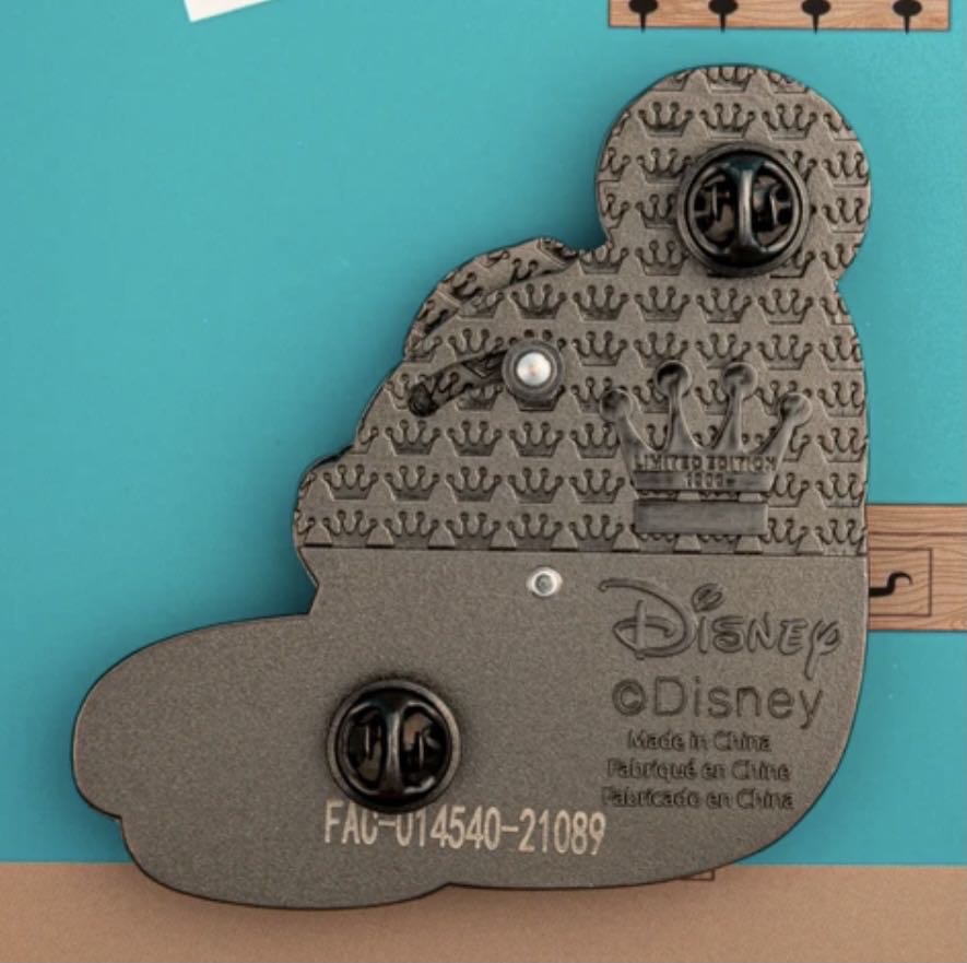 Loungefly BayMax Jumbo  pin collectible [Barcode 671803369610] - Main Image 3