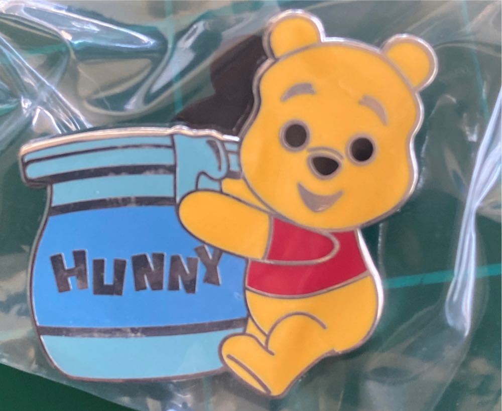 Park Pals Mystery Box - Winnie The Pooh  pin collectible - Main Image 1