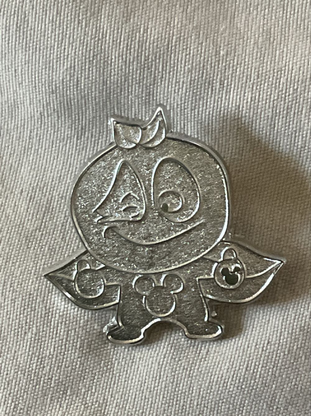 Loungefly X Star Wars Mandalorian The Child Eating Frog 3” Pin Le New!