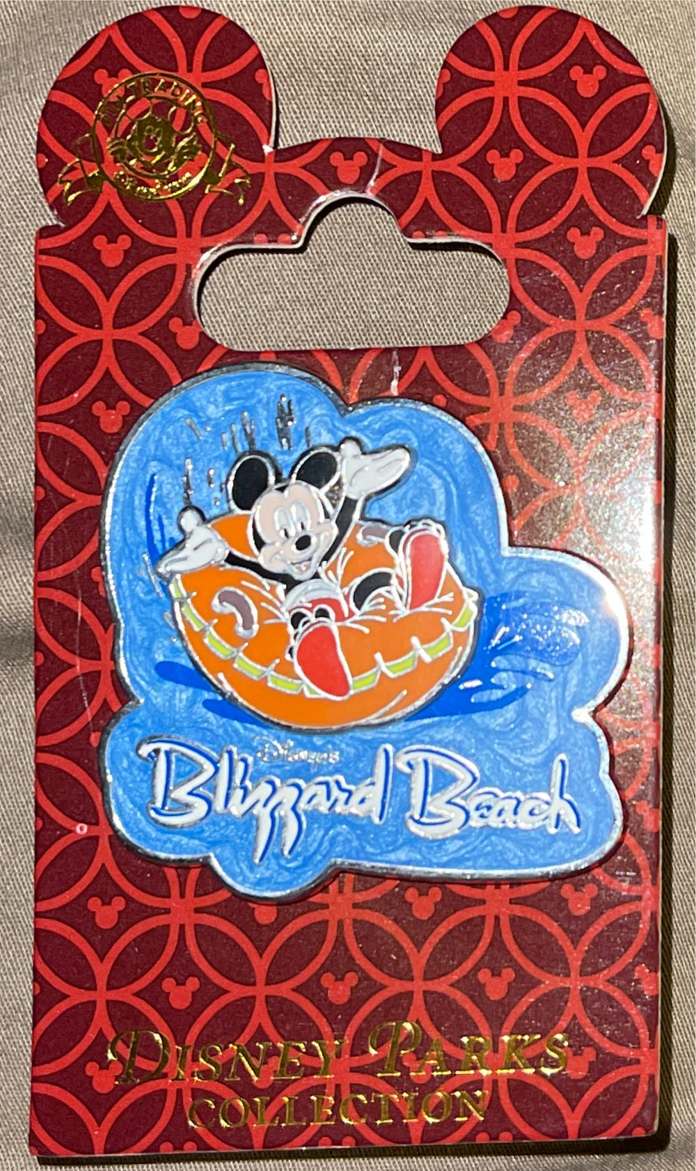 Abu Disney Pin