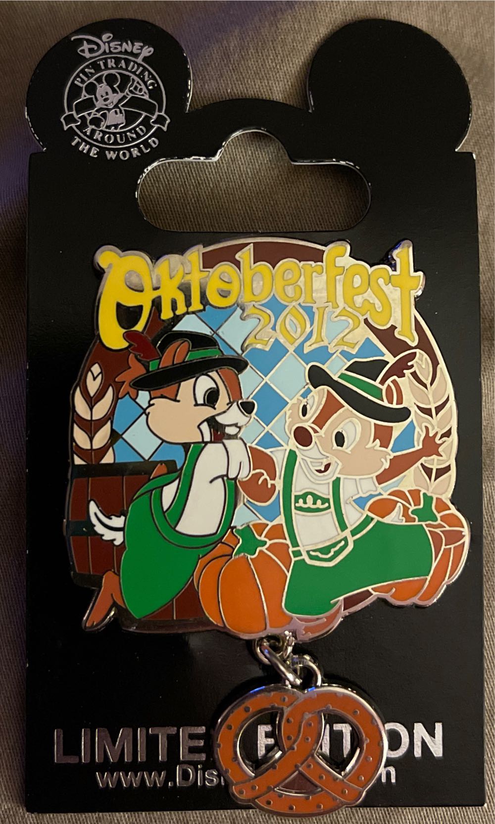 Disney Store Mickey Mouse Festive Shopdisney