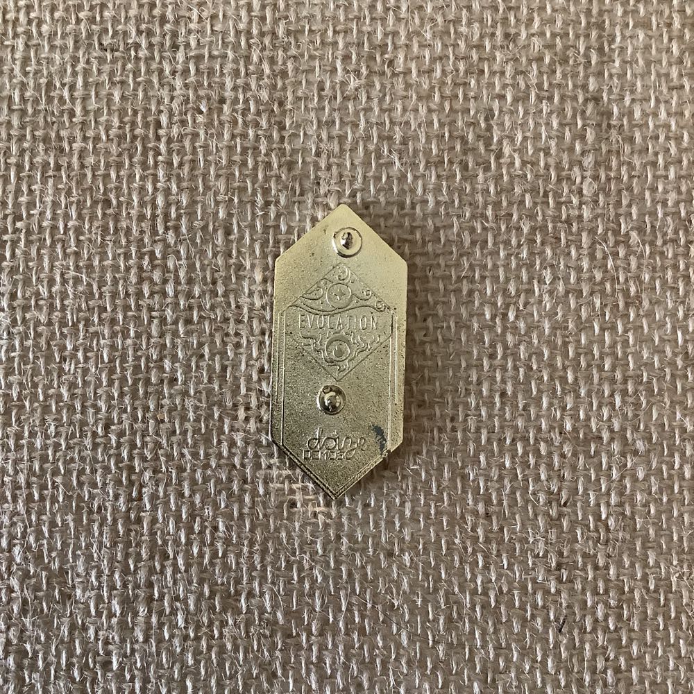 Schools Of Magic - Evocation - Hard Enamel pin collectible - Main Image 2