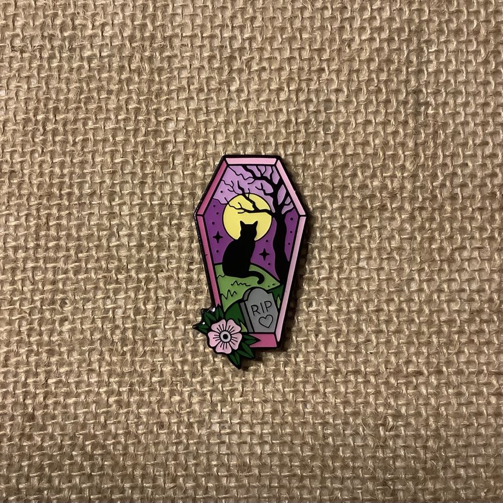Creepy Cute: Graveyard Shift - Soft Enamel & Epoxy pin collectible - Main Image 1