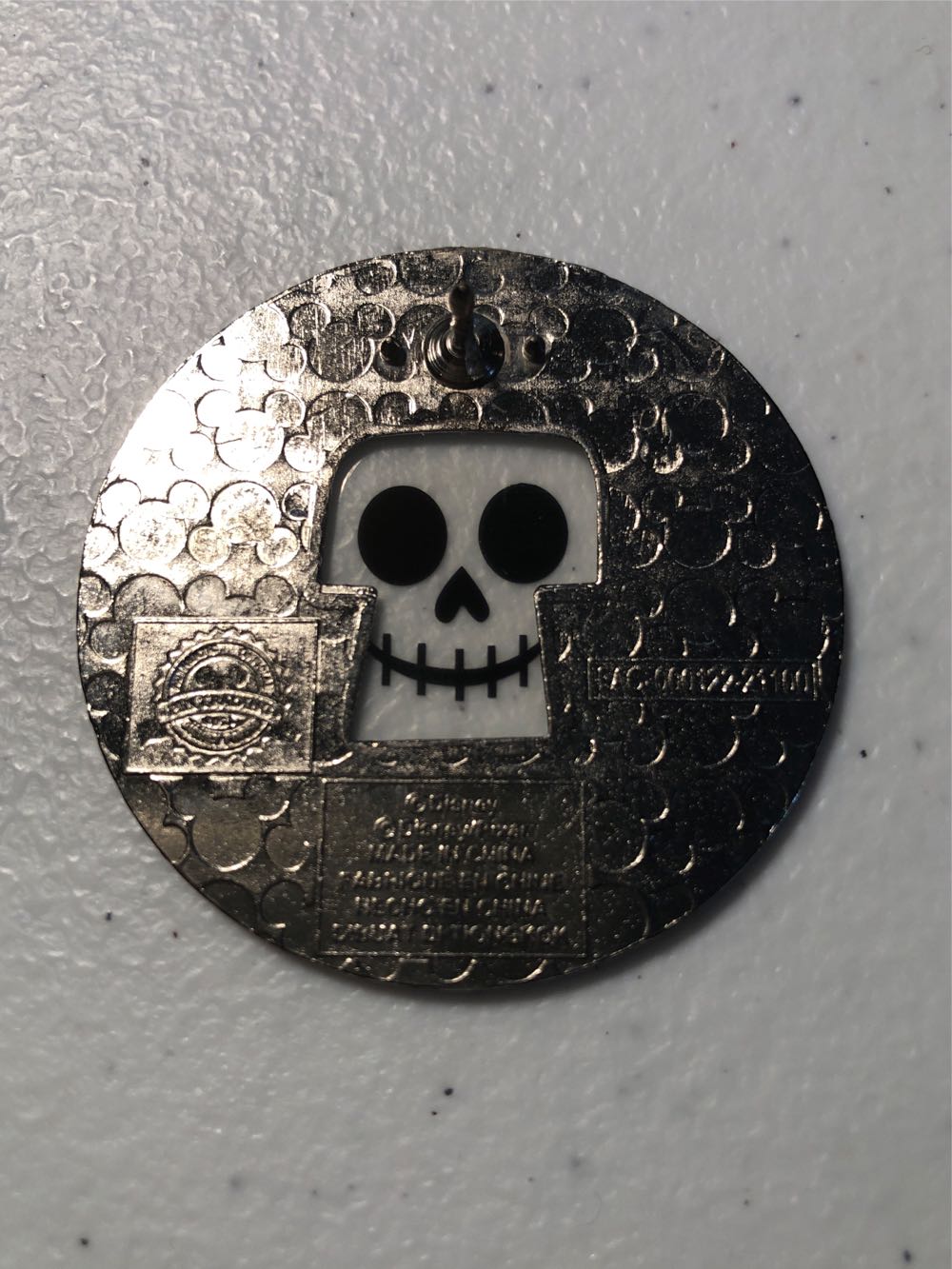 Seize Your Moment  pin collectible [Barcode 400937163432] - Main Image 3