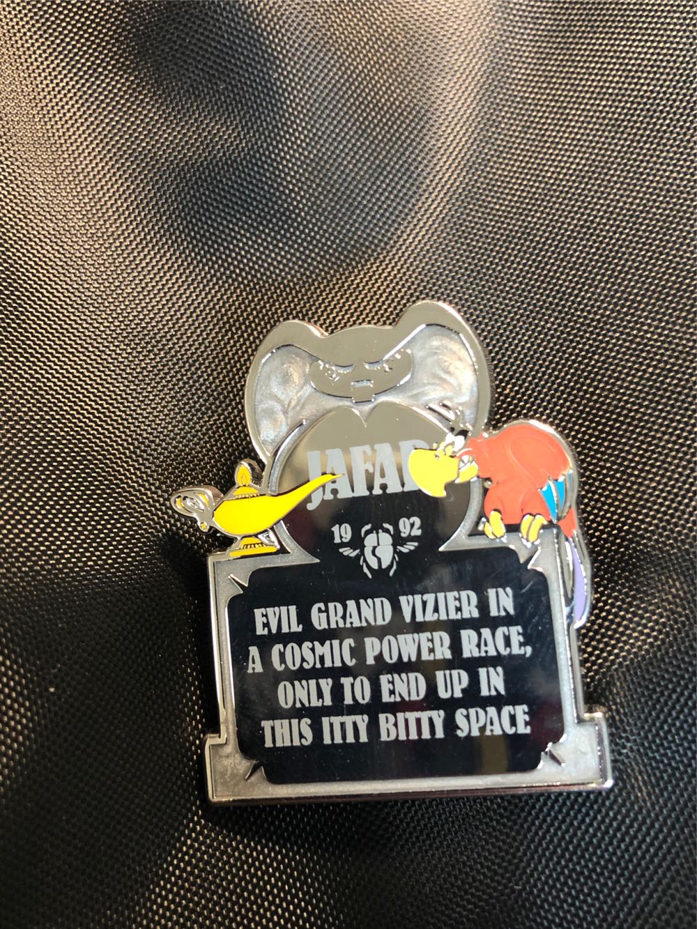 Villains Fearly Departed Jafar  pin collectible [Barcode 400939914834] - Main Image 3