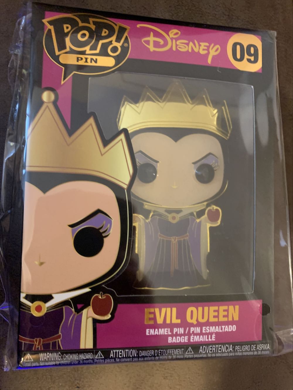 Funko Pop! Pin: Disney Evil Queen Pin - Funko pin collectible [Barcode 671803318342] - Main Image 2